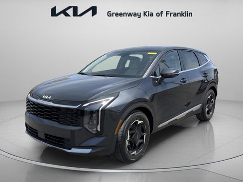 New 2026 Kia Sportage EX FWD image 3
