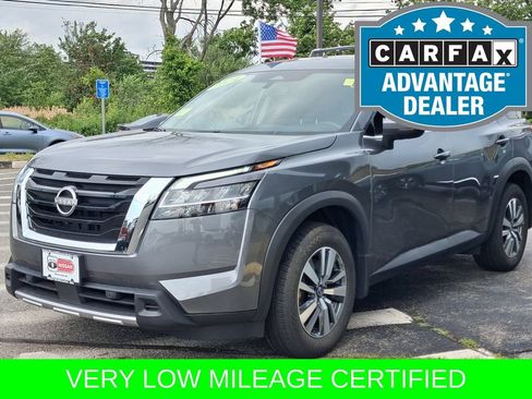Certified 2024 Nissan Pathfinder SL AWD/4WD image 4
