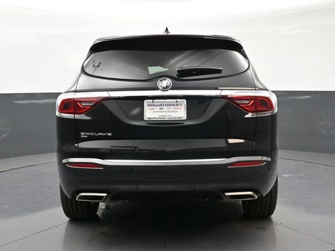 Used 2023 Buick Enclave Essence w/ Experience Buick Package AWD/4WD image 4