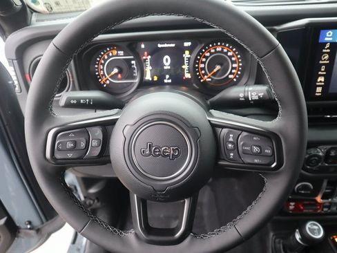 New 2026 Jeep Gladiator Rubicon AWD/4WD image 3