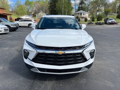 Used 2023 Chevrolet Blazer LT AWD/4WD image 2