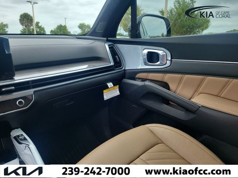 New 2026 Kia Sorento SX Prestige w/ Olive Brown Leather Package AWD/4WD image 17