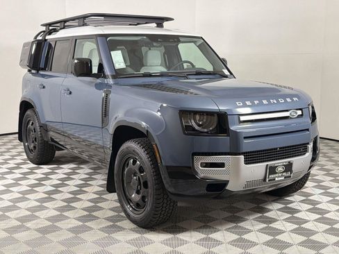 New 2025 Land Rover Defender 110 S image 7