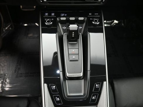 Used 2022 Porsche 911 Carrera S image 21