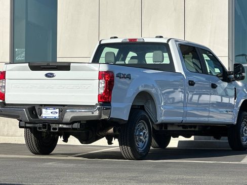 Used 2022 Ford F250 XL w/ Power Equipment Group image 3
