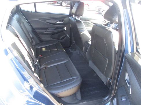 Used 2024 Buick Envista Sport Touring image 14