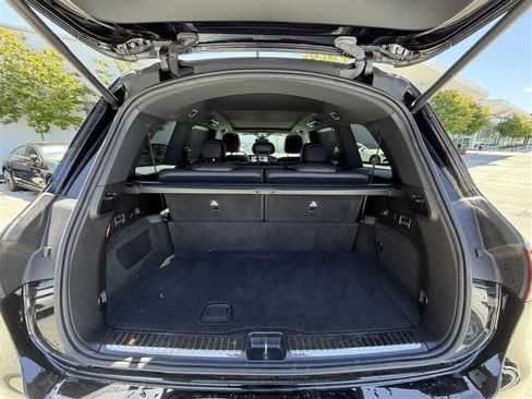 Used 2023 Mercedes-Benz GLS 450 4MATIC image 10
