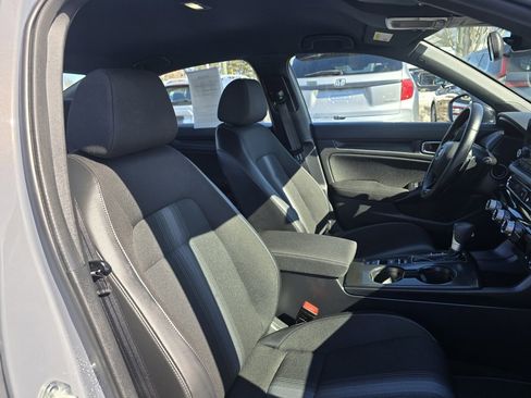 Used 2025 Honda Civic Sport image 13