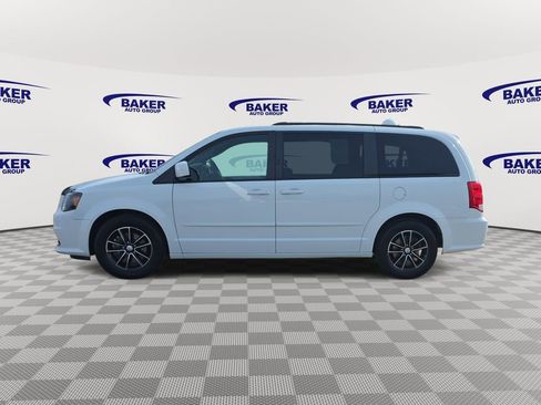 Used 2017 Dodge Grand Caravan GT image 8