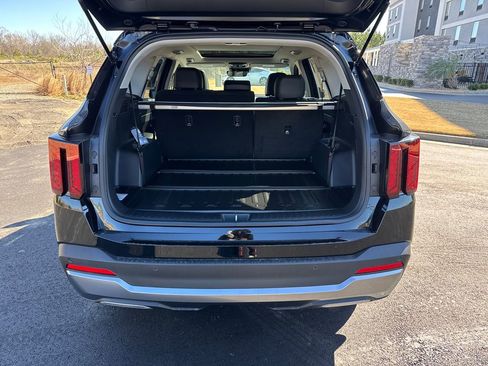 New 2026 Kia Sorento S image 18