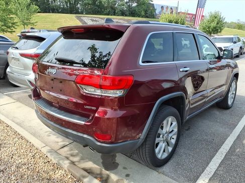 Used 2017 Jeep Grand Cherokee Limited AWD/4WD image 13