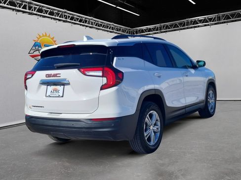 Used 2022 GMC Terrain SLE w/ Driver Convenience Package FWD image 5