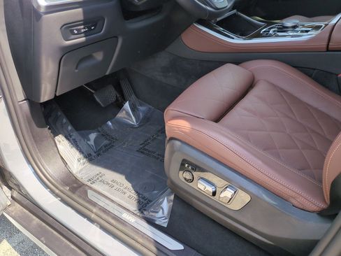 Used 2026 BMW X5 xDrive40i image 17