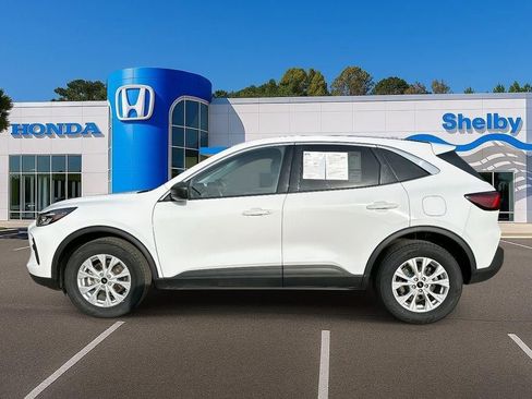 Used 2024 Ford Escape Active w/ Tech Pack #1 AWD/4WD image 4