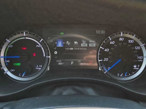 Certified 2024 Toyota Highlander LE AWD/4WD image 25