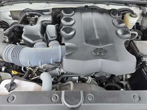 Used 2022 Toyota 4Runner Limited RWD image 33