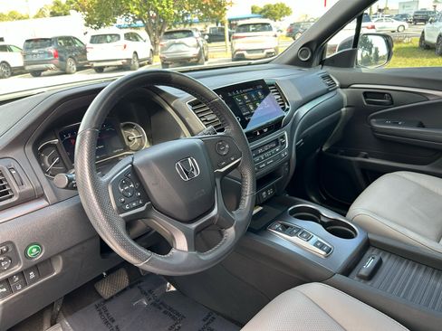 Used 2023 Honda Passport EX-L image 23