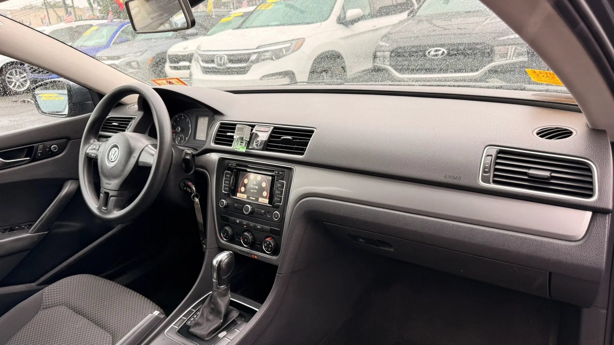 Used 2013 Volkswagen Passat 2.5 S FWD image 14