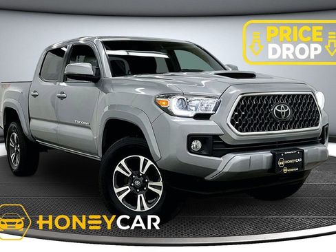 Used 2019 Toyota Tacoma TRD Sport w/ Technology Package AWD/4WD image 1