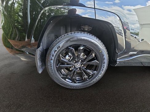 Used 2022 Toyota RAV4 SE AWD/4WD image 37