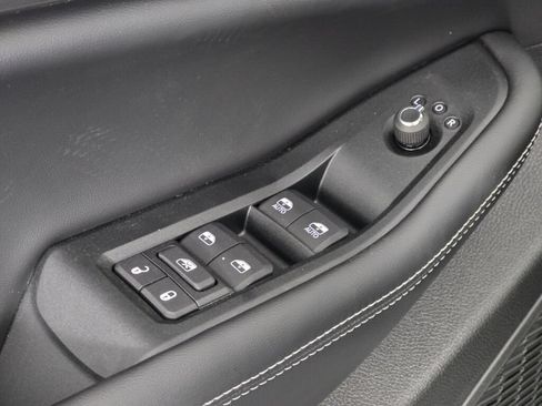 New 2026 Jeep Grand Cherokee L 4WD image 40