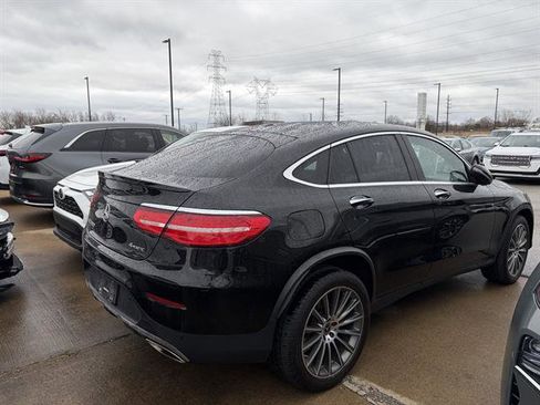 Used 2019 Mercedes-Benz GLC 300 GLC 300 4MATIC image 2