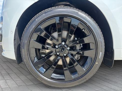 New 2026 Land Rover Range Rover Sport Dynamic SE image 9