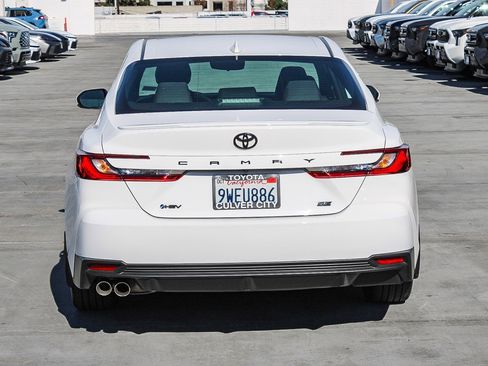 Certified 2026 Toyota Camry SE image 8