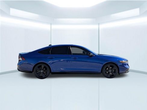 Used 2023 Honda Accord Sport image 7