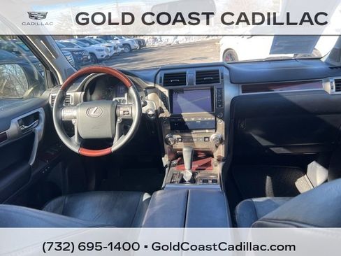 Used 2015 Lexus GX 460 image 11