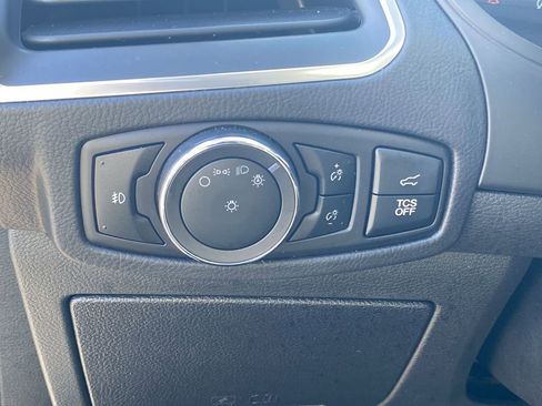 Used 2024 Ford Edge Titanium image 22