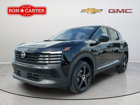 Used 2025 Nissan Kicks SV FWD image 3