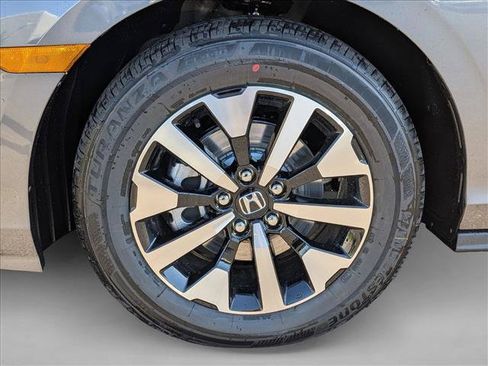 New 2026 Honda Odyssey EX-L image 10