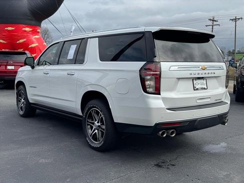 Used 2021 Chevrolet Suburban Premier w/ Premium Package image 5