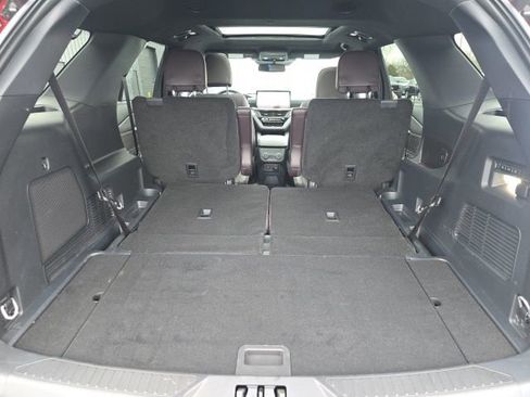 Used 2025 Ford Explorer Platinum w/ LUX Leather Package image 27