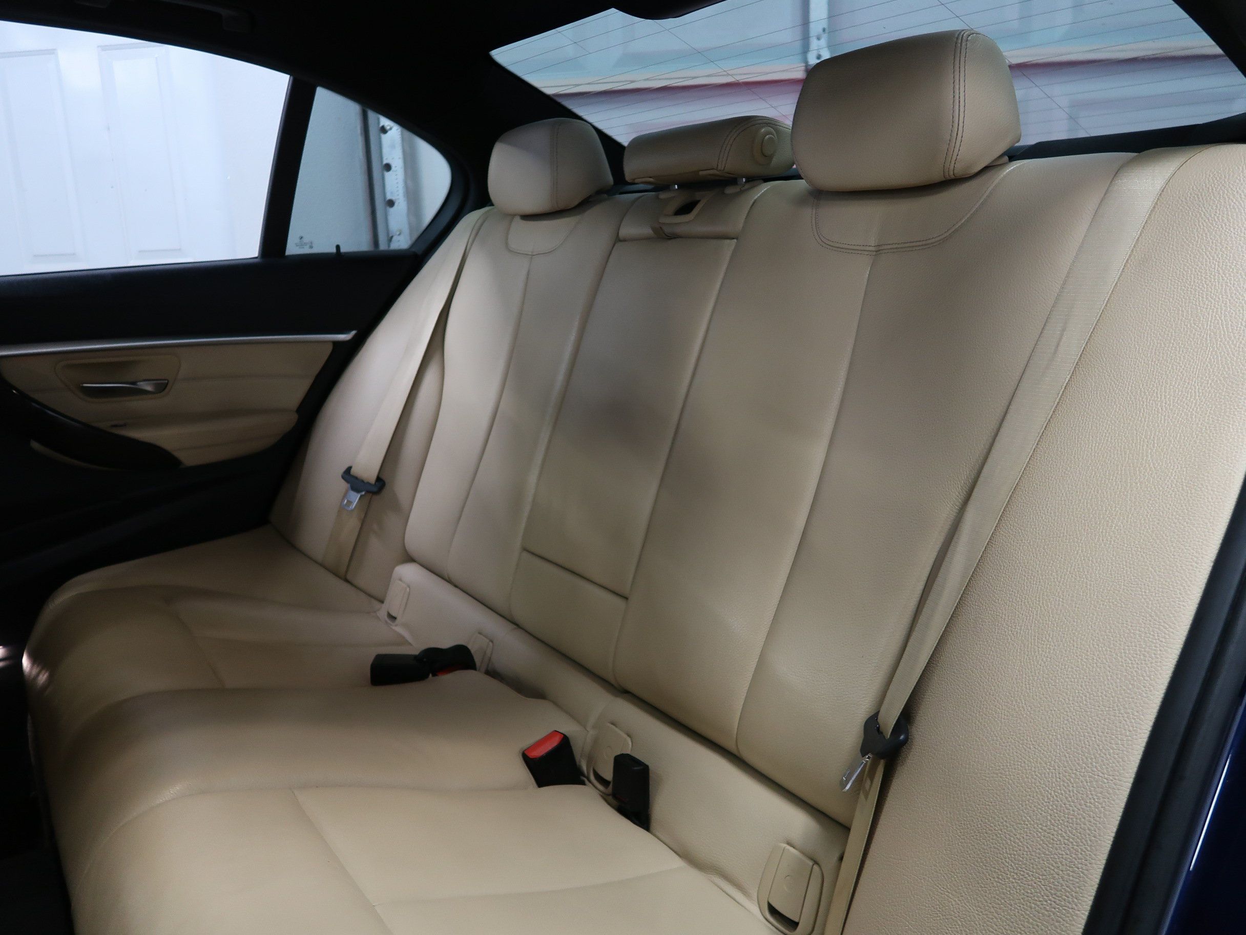 Used 2018 BMW 330i Sedan RWD image 35