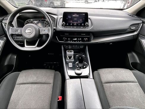 Used 2024 Nissan Rogue SV image 21
