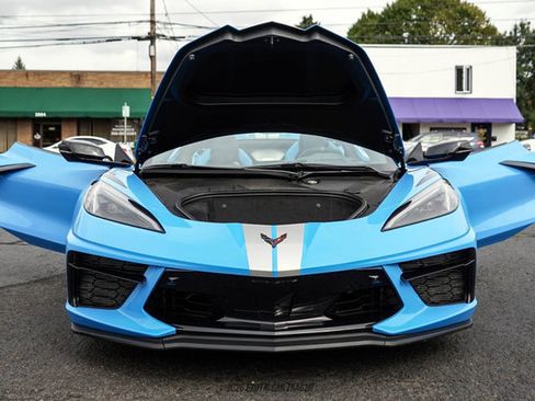 Used 2021 Chevrolet Corvette Stingray Premium Conv w/ Z51 Performance Package RWD image 23