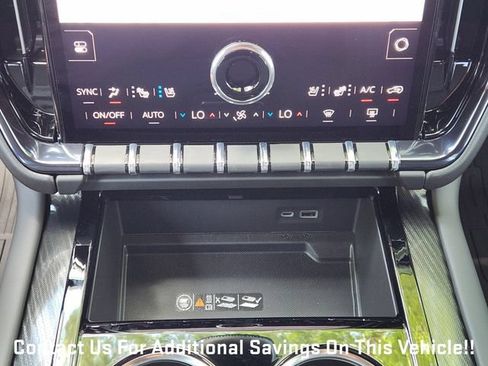 New 2026 GMC Yukon AT4 AWD/4WD image 14