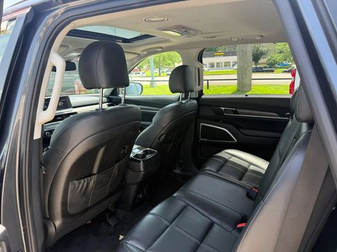 Used 2020 Kia Telluride EX w/ Towing Package AWD/4WD image 13