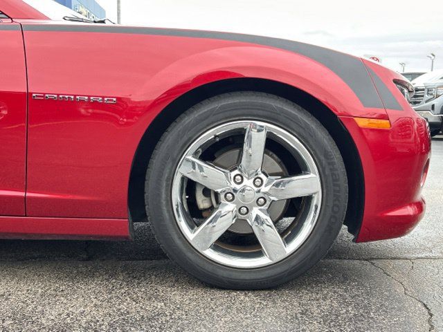 Used 2015 Chevrolet Camaro LT w/ 1LT Preferred Package RWD image 13