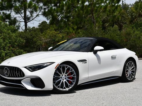 Used 2024 Mercedes-Benz SL 55 AMG 4MATIC image 30