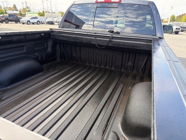 Used 2016 Toyota Tundra SR5 w/ SR5 Upgrade Package AWD/4WD image 9