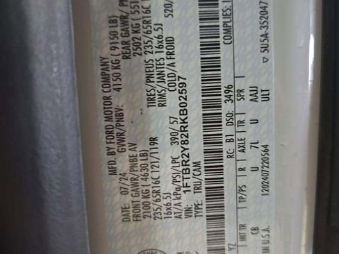 Used 2024 Ford Transit 250 Low Roof AWD w/ Exterior Upgrade Package image 6