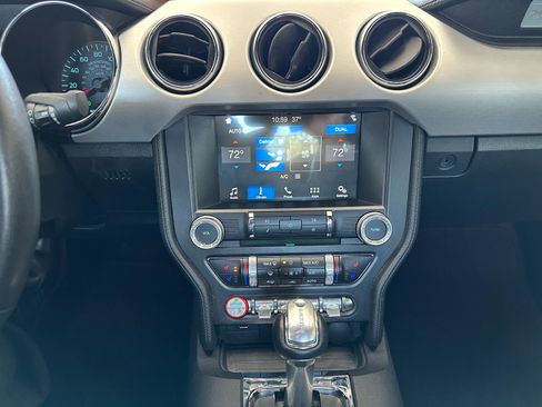 Used 2017 Ford Mustang Premium image 25