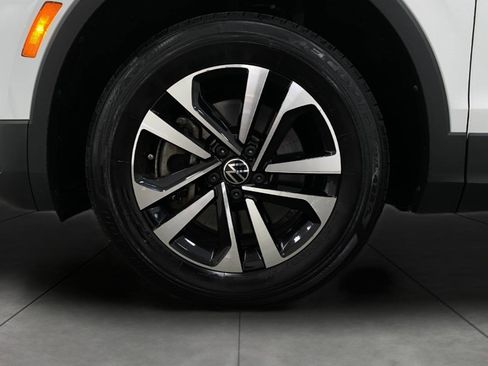 Certified 2023 Volkswagen Tiguan S image 11