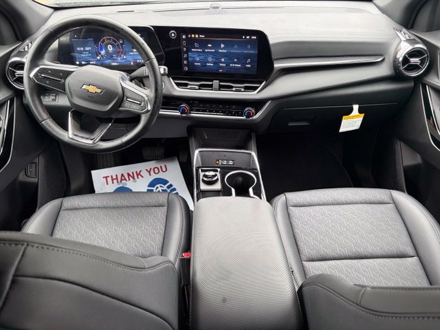 Used 2026 Chevrolet Equinox LT w/ Convenience Package II AWD/4WD image 32