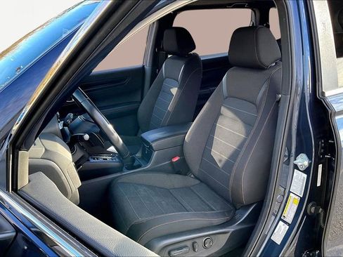 Used 2025 Honda CR-V Sport image 17