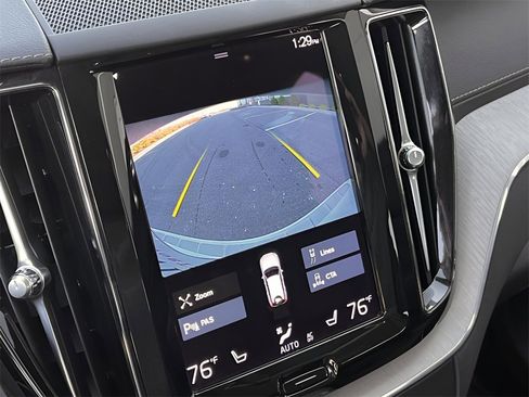 Used 2021 Volvo XC60 T5 Inscription image 26