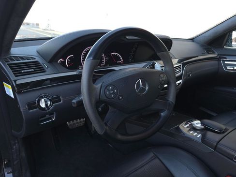 Used 2013 Mercedes-Benz S 63 AMG image 9